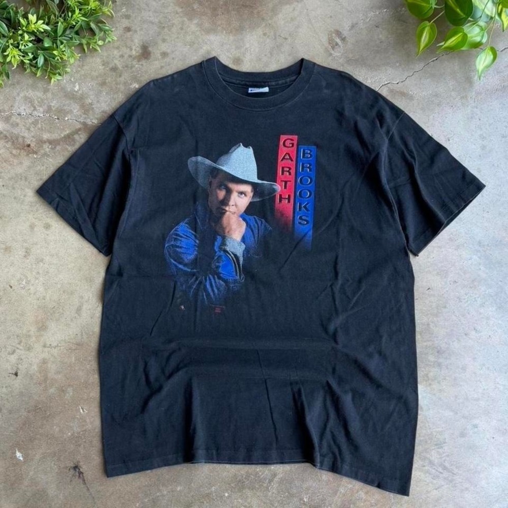 Vintage 90s Garth brooks country singer t shirt XL
